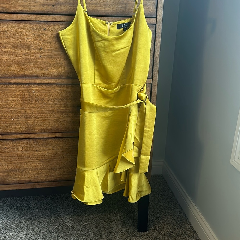 Lulus dress